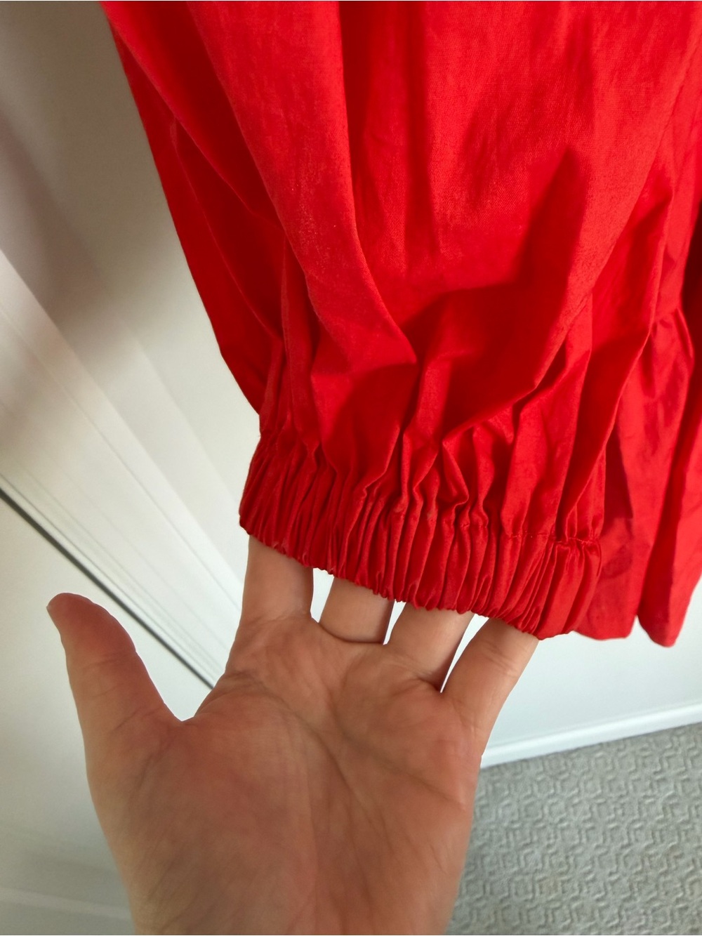 Sea New York “Gaia” Scarlet Smocked Dress, Size 10 - EUC - Picture 12 of 13